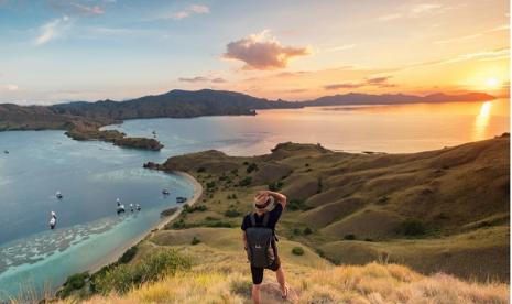 Ilustrasi wisata ramah muslim untuk artikel Kemenpar Perkuat Wisata Ramah Muslim Lewat IIE 2026