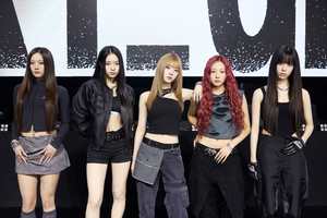 Keyveatz Debut: EP 'Oxy_Gen' dan Konsep Girl Crew Ilustrasi keyveatz debut untuk artikel Keyveatz Debut dengan EP 'Oxy_Gen', AOMG Perkenalkan Girl Crew